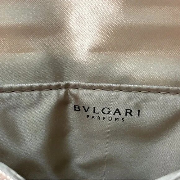 ☄️Cleanrance☄️ New Bvlgari Parfums Satin & Faux Suede Blush Pink Cosmetic Pouch - Picture 4 of 12